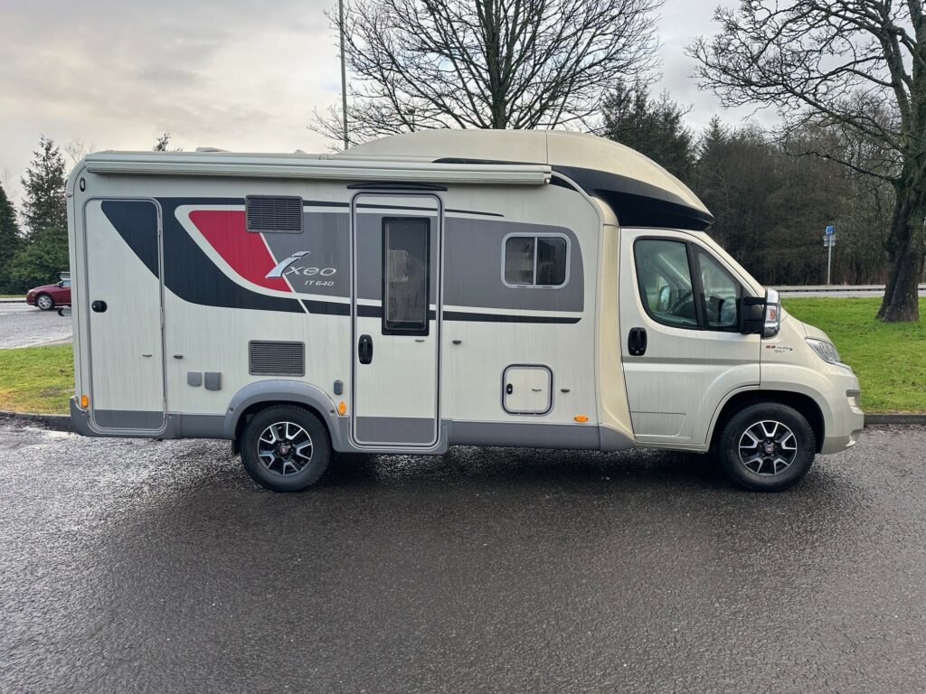 Burstner Ixeo IT640