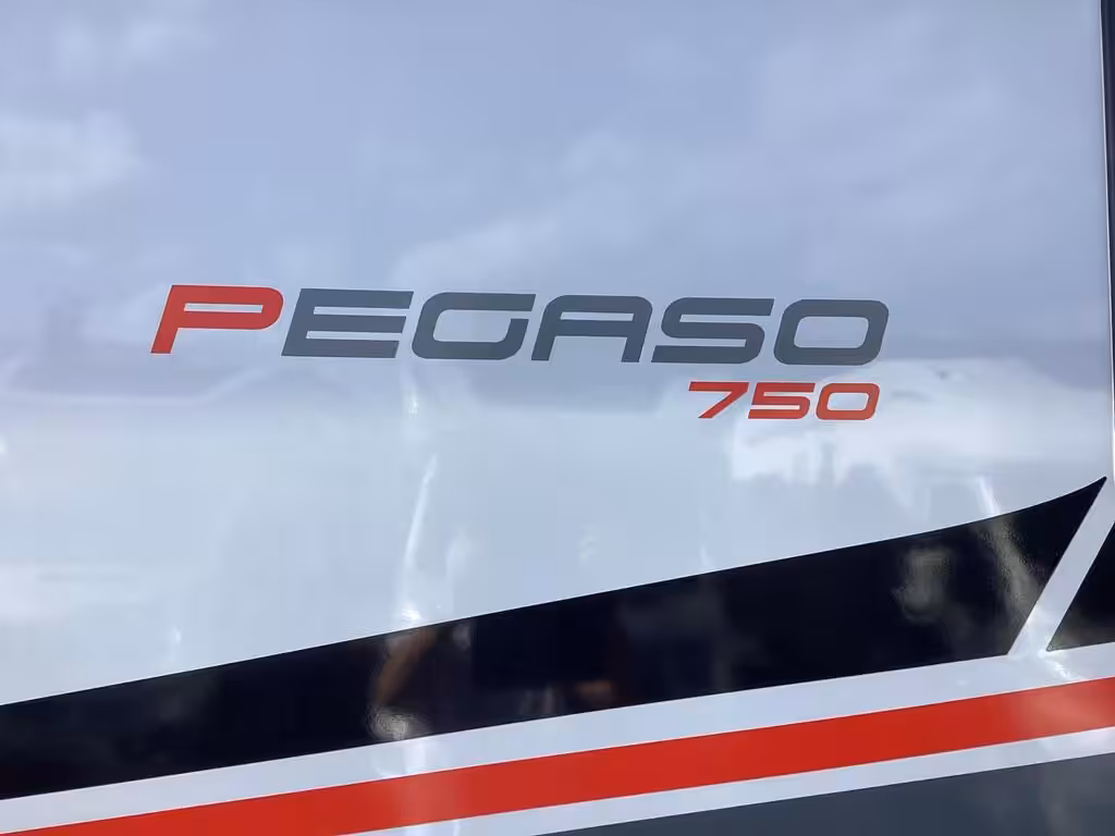 Rollerteam Pegaso 750