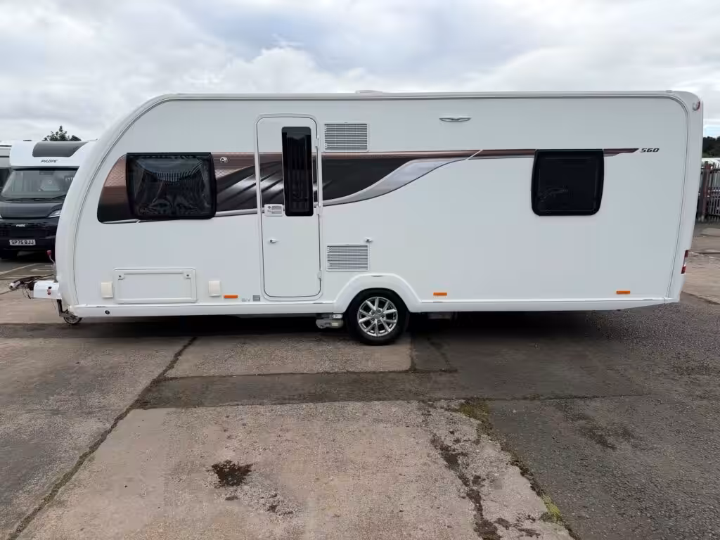 Swift Elegance 560