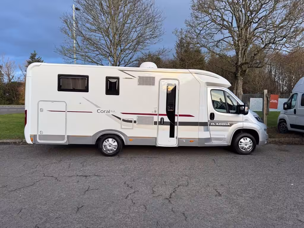 Adria Coral Plus 690SC