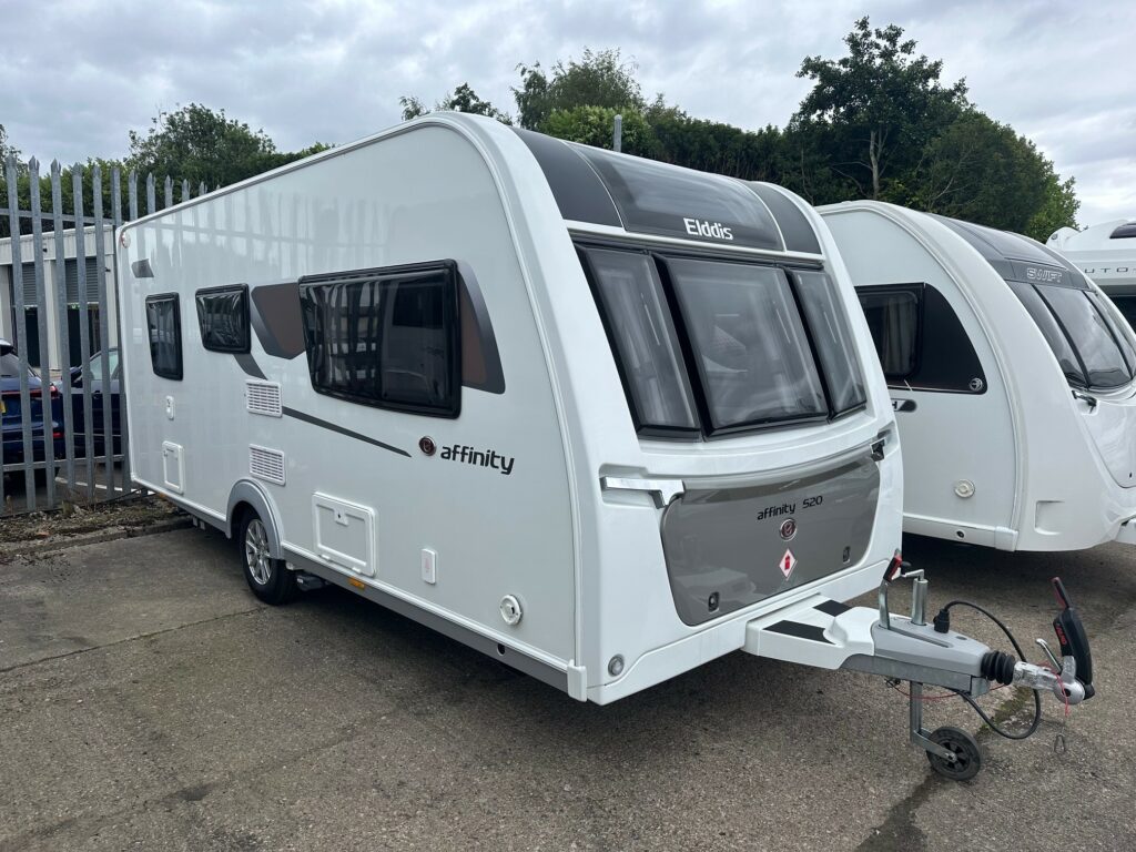 Elddis Afinity 520