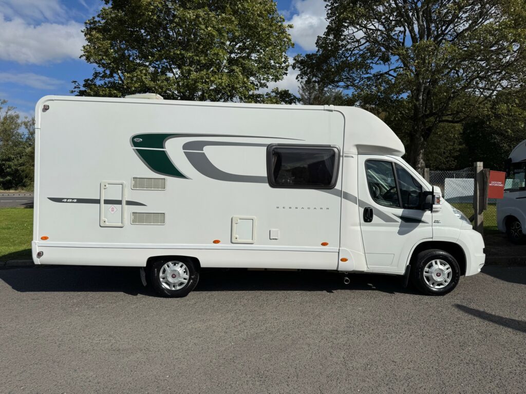 Bessacarr E484