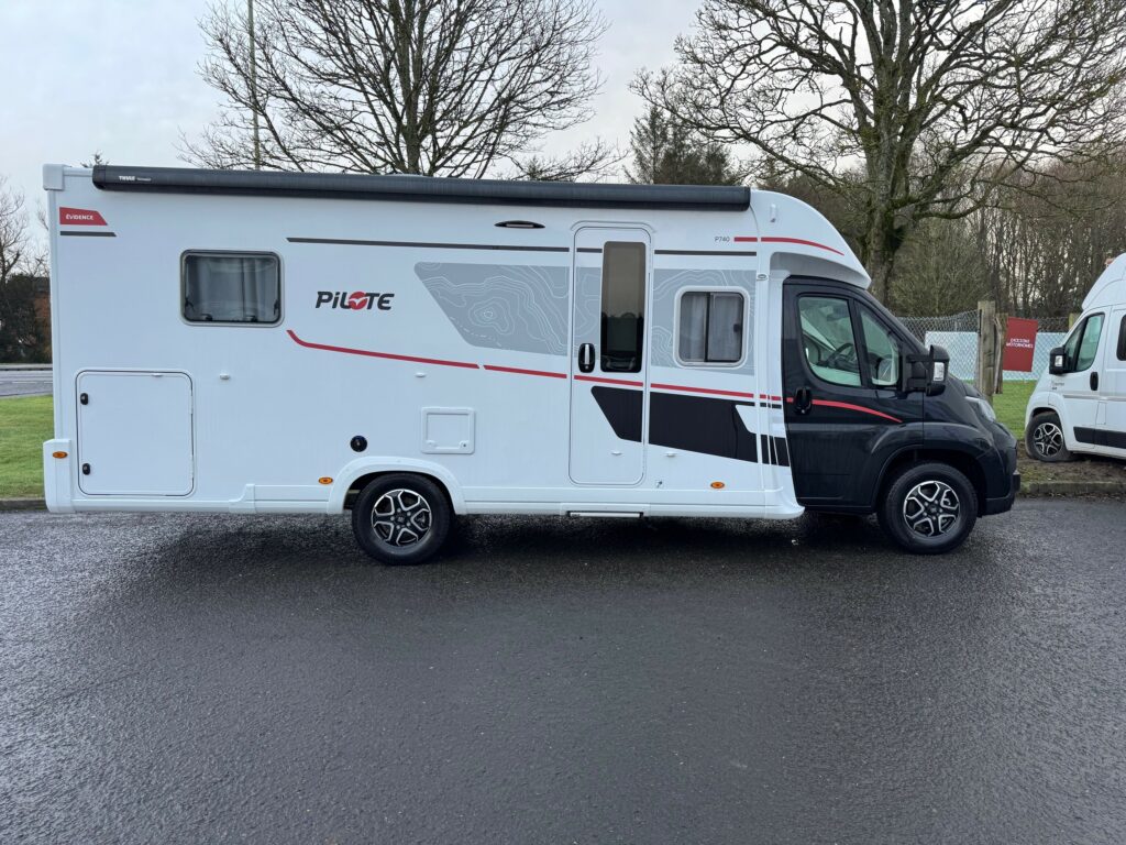 Pilote P740FC Evidence