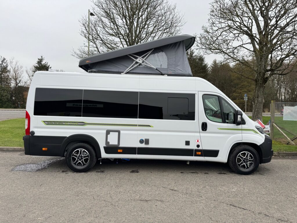 Auto-Sleepers FG635 Active