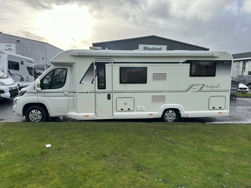 Bailey Autograph 79-4T