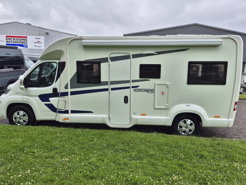 Swift Escape 685